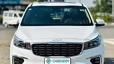 Used Kia Carnival Limousine Plus 7 STR in Surat