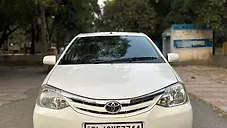 Used Toyota Etios V in Delhi