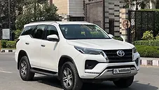 Used Toyota Fortuner 2.8 4x2 AT in Delhi