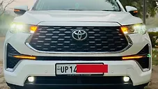 Used Toyota Innova Hycross VX (O) Hybrid (Electric + Petrol) Automatic (e-CVT) 8 STR in Delhi