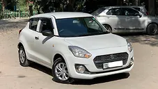 Used Maruti Suzuki Swift LXi in Delhi