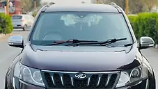 Used Mahindra XUV500 W8 in Surat