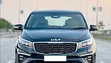 Used Kia Carnival Limousine Plus 7 STR in Surat