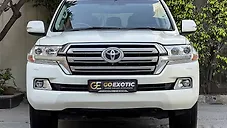 Used Toyota Land Cruiser LC 200 VX in Gurgaon