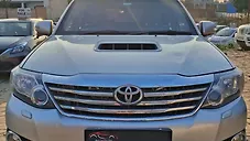 Used Toyota Fortuner 3.0 4x2 MT in Lucknow