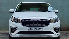 Used Kia Carnival Limousine Plus 7 STR in Mumbai