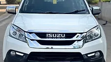 Used Isuzu MU-X 4x2 in Ahmedabad