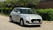 Used Maruti Suzuki Swift ZXi AMT in Delhi