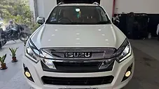 Used Isuzu D-Max V-Cross V-Cross Z 4x2 AT [2021] in Hyderabad
