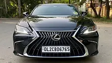 Used Lexus ES 300h Luxury in Delhi