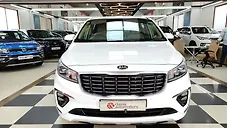 Used Kia Carnival Limousine Plus 7 STR in Bangalore