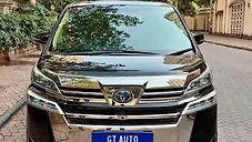 Used Toyota Vellfire Hybrid in Mumbai