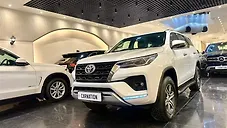 Used Toyota Fortuner 4x2 2WD Diesel 2.8L Turbo Automatic in Delhi