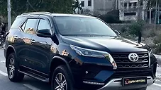 Used Toyota Fortuner 4x2 2WD Diesel 2.8L Turbo Automatic in Delhi