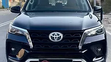 Used Toyota Fortuner 4x2 2WD Diesel 2.8L Turbo Automatic in Delhi