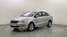 Used Skoda Rapid Style 1.6 MPI AT in Mumbai