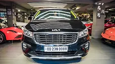 Used Kia Carnival Limousine 7 STR in Delhi