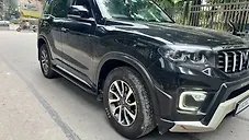 Used Mahindra Scorpio N Z8 Diesel MT 2WD 7 STR [2023-2024] in Delhi