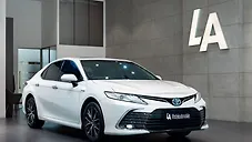 Used Toyota Camry Hybrid in Kolkata