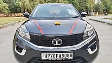 Used Tata Nexon XM in Delhi