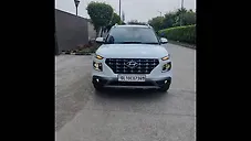 Used Hyundai Venue S 1.2 Petrol in Delhi