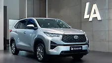 Used Toyota Innova Hycross ZX Hybrid (Electric + Petrol) Automatic (e-CVT) 7 STR in Kolkata