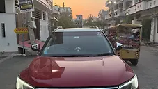 Used Mahindra XUV300 1.5 W8 (O) [2019-2020] in Lucknow