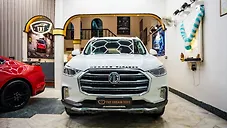 Used MG Gloster Savvy 7 STR 2.0 Twin Turbo 4WD in Delhi