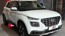 Used Hyundai Venue SX 1.0 Turbo in Ahmedabad