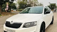 Used Skoda Octavia Elegance 2.0 TDI AT in Chandigarh