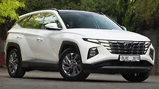 Used Hyundai Tucson Signature 2.0 AT Petrol in Delhi