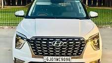 Used Hyundai Alcazar Signature (O) 6 STR 1.5 Diesel AT in Ahmedabad