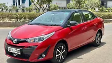 Used Toyota Yaris V CVT in Delhi