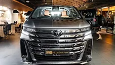 Used Toyota Vellfire VIP – Executive Lounge Hybrid (Electric + Petrol) Automatic in Delhi