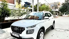 Used Hyundai Venue S 1.2 Petrol in Hyderabad