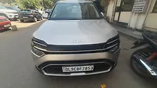 Used Kia Carens Premium (O) Petrol 1.5L Manual 7 STR in Delhi
