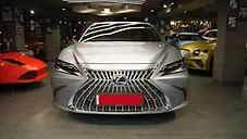 Used Lexus ES 300h Luxury in Delhi