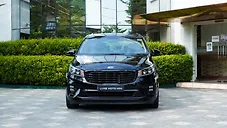 Used Kia Carnival Limousine Plus 7 STR in Kochi