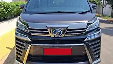 Used Toyota Vellfire Hybrid in Coimbatore
