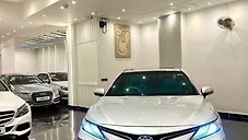 Used Toyota Camry Hybrid in Delhi