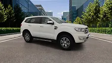 Used Ford Endeavour Titanium 3.2 4x4 AT in Pune