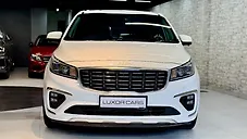 Used Kia Carnival Limousine Plus 7 STR in Pune