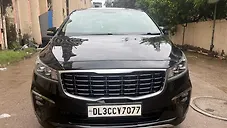 Used Kia Carnival Limousine 7 STR in Delhi