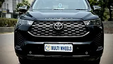 Used Toyota Innova Hycross GX (O) Petrol Automatic (CVT) 8 STR Platinum White Pearl in Delhi