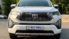 Used Toyota Innova Hycross VX (O) Hybrid (Electric + Petrol) Automatic (e-CVT) 7 STR Platinum White Pearl in Delhi