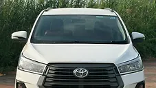 Used Toyota Innova Crysta G 2.4 8 STR in Thiruvananthapuram