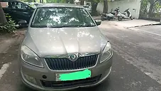 Used Skoda Rapid Ambition 1.6 MPI AT in Chandigarh
