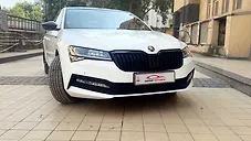 Used Skoda Superb Sportline AT in Ghaziabad