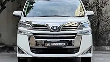 Used Toyota Vellfire Executive Lounge in Mumbai