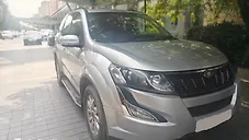 Used Mahindra XUV500 W8 AT [2015-2017] in Gurgaon